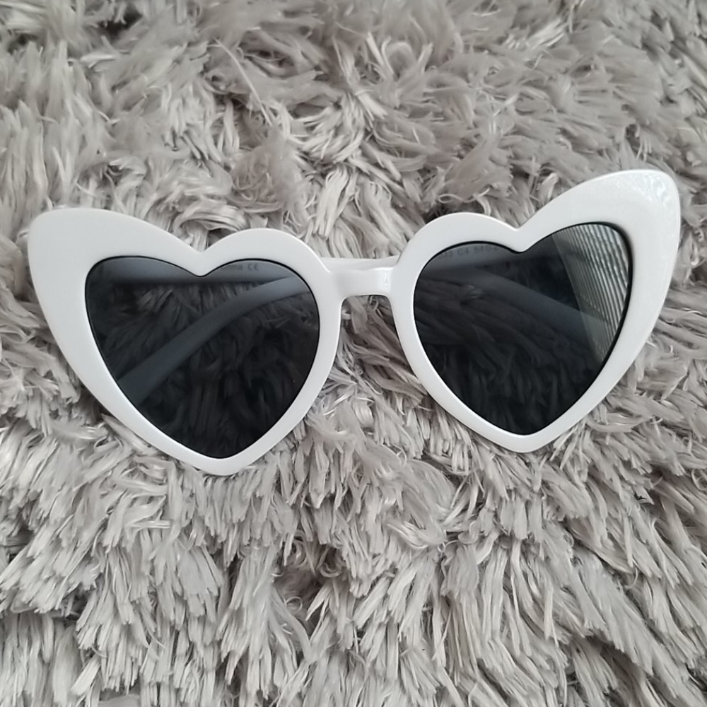 NWT》FASHION NOVA SUNGLASSES